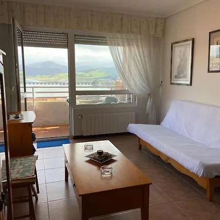 Apartment El Pilar Con Vistas A La Bahia Y A Picos San Vicente De La Barquera