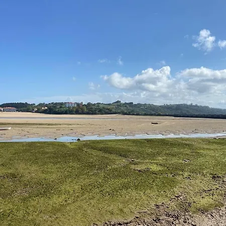 Apartment El Pilar Con Vistas A La Bahia Y A Picos San Vicente De La Barquera